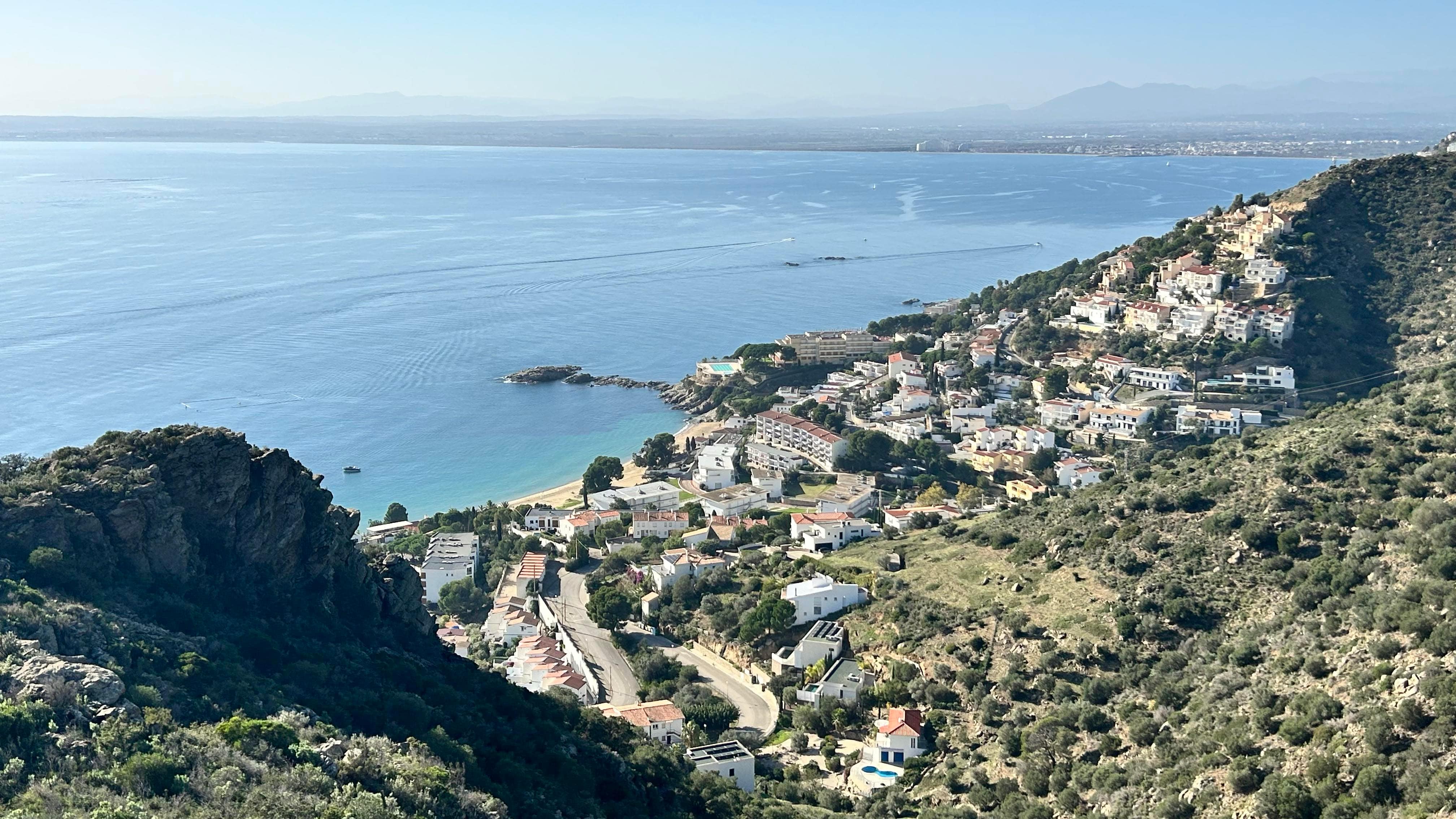 E: Scenic Viewpoints Along the Route