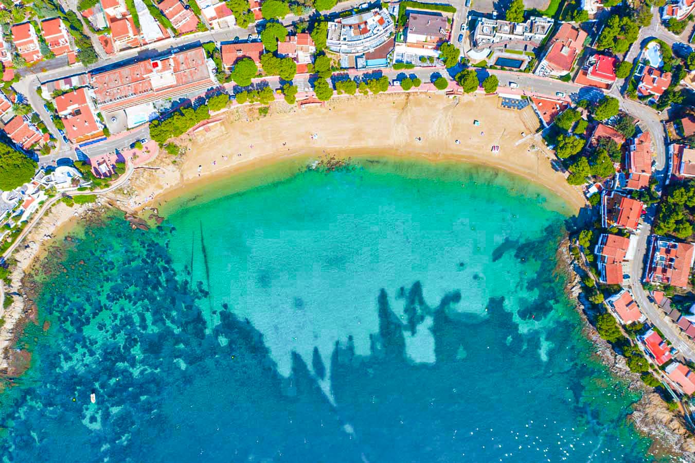 Canyelles Petites beach near Casdanna Roses Apartments